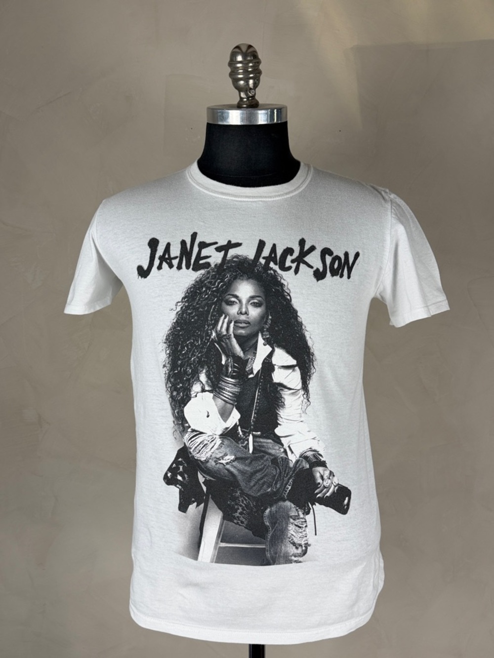 RARE Janet Jackson 2017 State of the World Tour Tee M Gildan Ring Spun